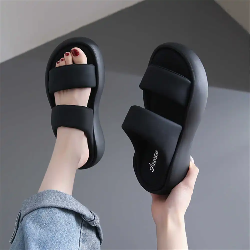 Size 39 Strips Summer Shoes Sa – Pilates Yoga House recenzja i cena